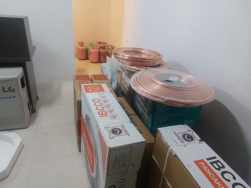 عکس گروه فنی و مهندسی ایمن تاسیسات