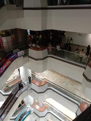 عکس سینما لوتوس