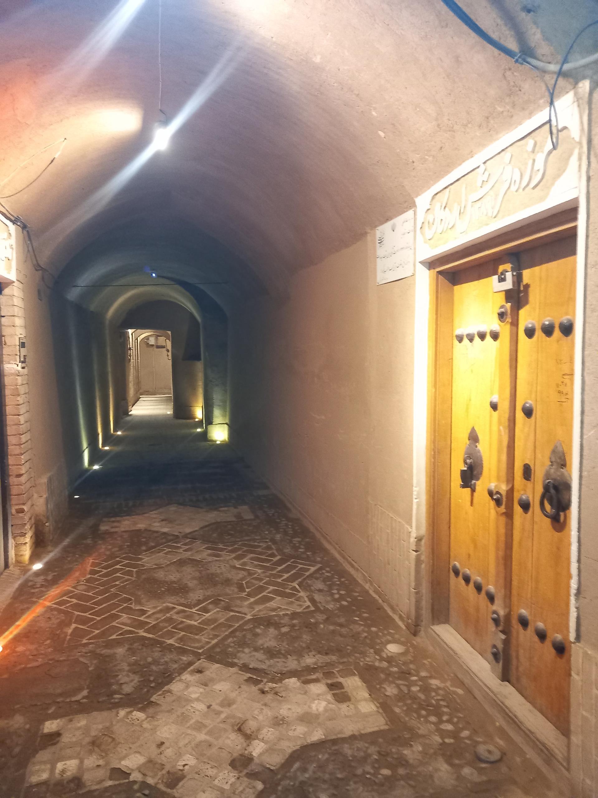 عکس موزه فرش اردکان ( خانه تاریخی ملک افضلی)