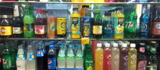 عکس بوفه باشگاه بیلیارد پژواک