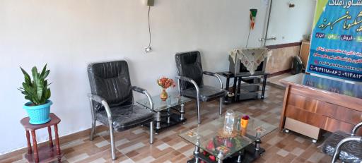 عکس مشاور املاک پیشکسوتان