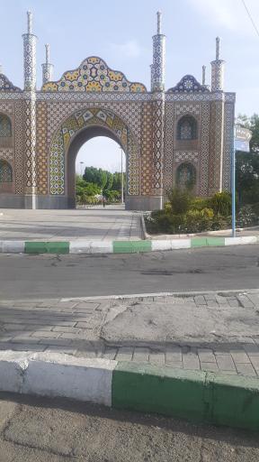عکس دروازه شاه عبدالعظیم (ری)