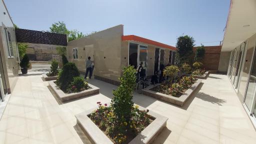 عکس باغ رستوران عمو نوروز