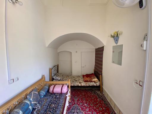 عکس اقامتگاه بومگردی اوروزا یزد