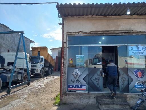 عکس تعمیرگاه کامیون بنز اندَخس