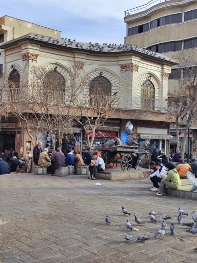 عکس بازار و مدرسه مروی