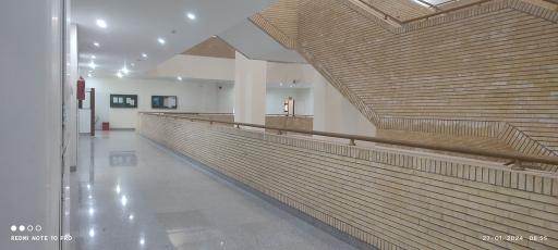 عکس دانشکده اقتصاد، مدیریت و حسابداری