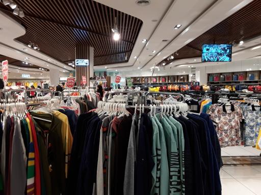 عکس پوشاک روماک