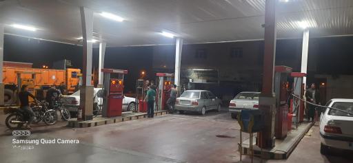 عکس پمپ بنزین