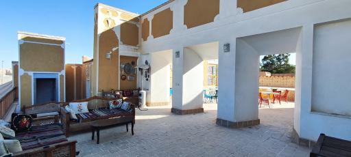 عکس عمارت قجری