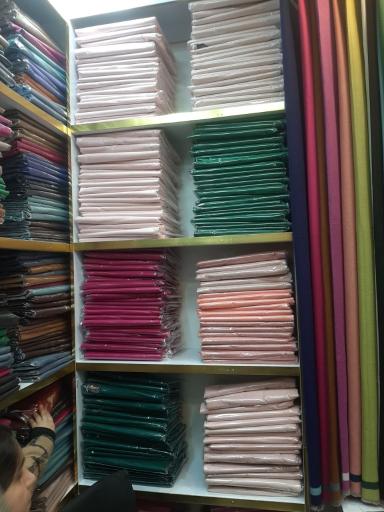 عکس پخش عمده شال و روسری رولند اسکارف