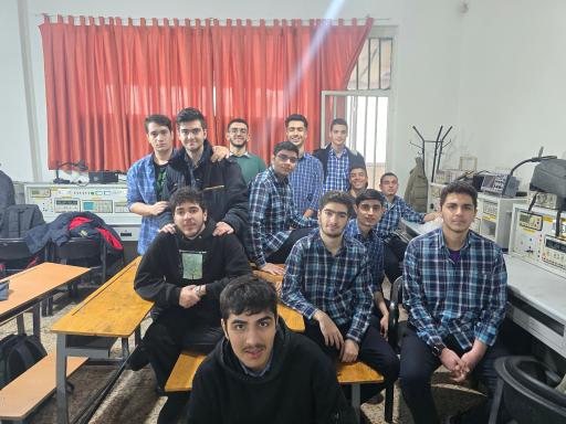 عکس هنرستان نمونه دولتی رسالت