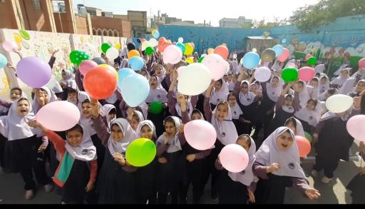 عکس دبستان غیردولتی دخترانه شیده