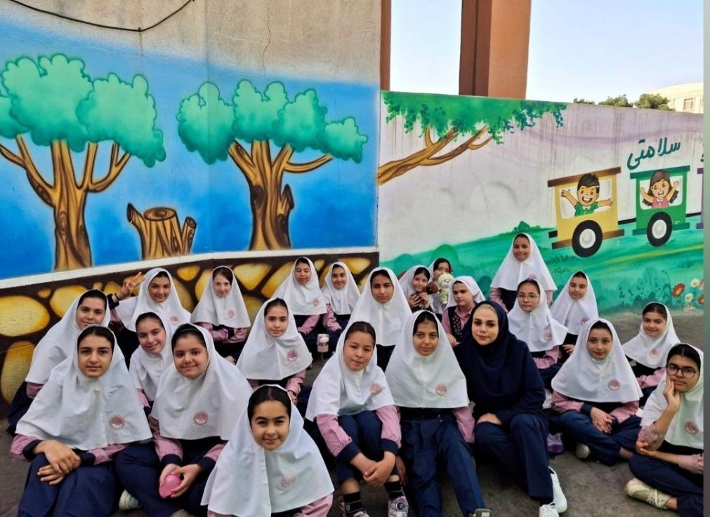عکس دبستان غیردولتی دخترانه شیده