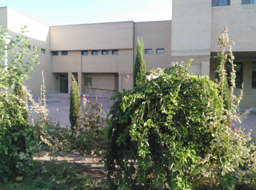 عکس دانشکده اقتصاد، مدیریت و حسابداری