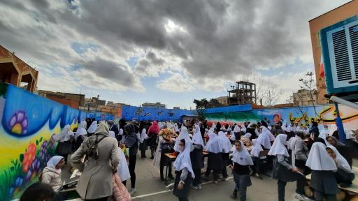 عکس دبستان غیردولتی دخترانه شیده