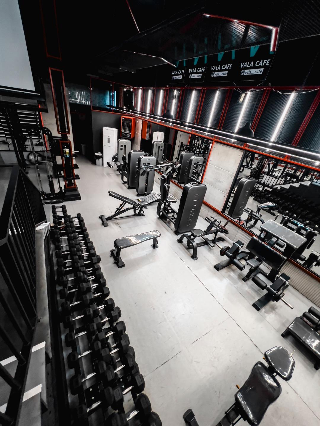 عکس باشگاه بدنسازی جم کلاب 