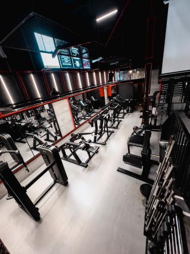 عکس باشگاه بدنسازی جم کلاب 