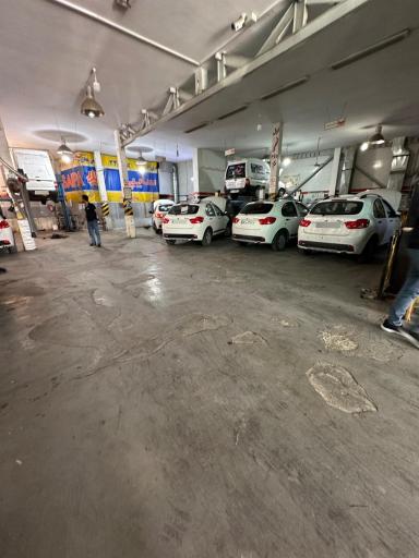 عکس نمایندگی سایپا محسن مهدی اف