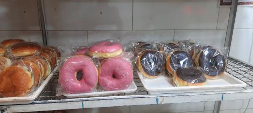 عکس نان فانتزی شهر نان 
