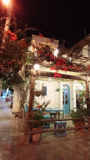 عکس کافه بادگیر