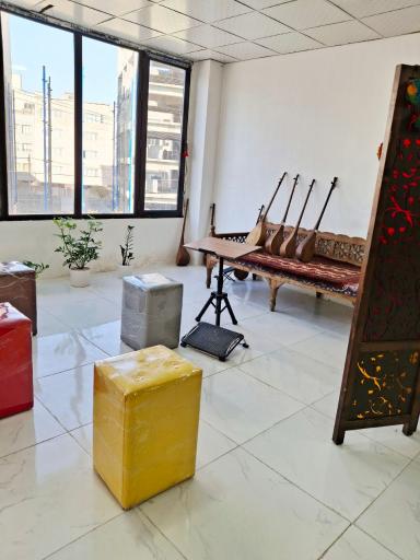 عکس آموزشگاه موسیقی هنگستان