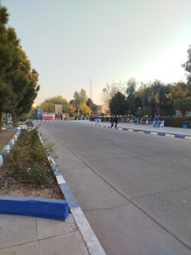 عکس دانشگاه آزاد اسلامی یادگار امام (واحد شهر ری)