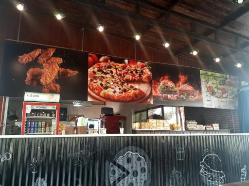 عکس فست فود سوشا (دورهمی)