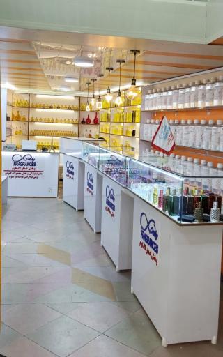 عکس پخش عطر لانکوم