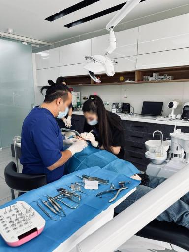 کلینیک دندانپزشکی دکتر مهران میرمرادی