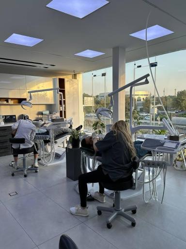 کلینیک دندانپزشکی دکتر مهران میرمرادی