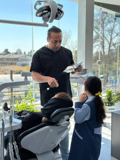 عکس کلینیک دندانپزشکی دکتر مهران میرمرادی