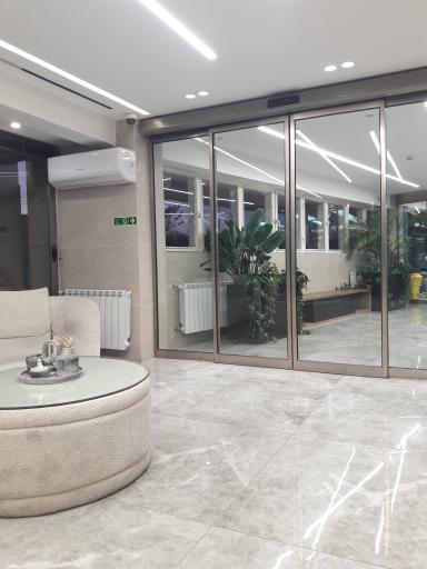 عکس دندان پزشکی دکتر بهمنی