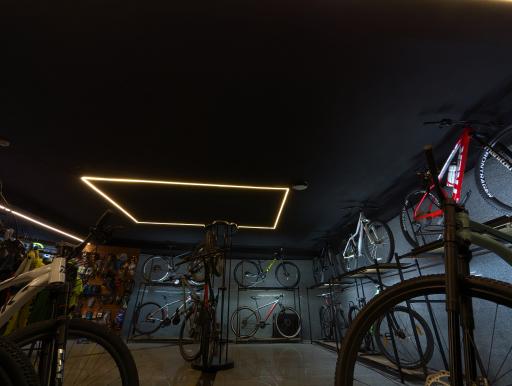 عکس فروشگاه دوچرخه کاپیتان 