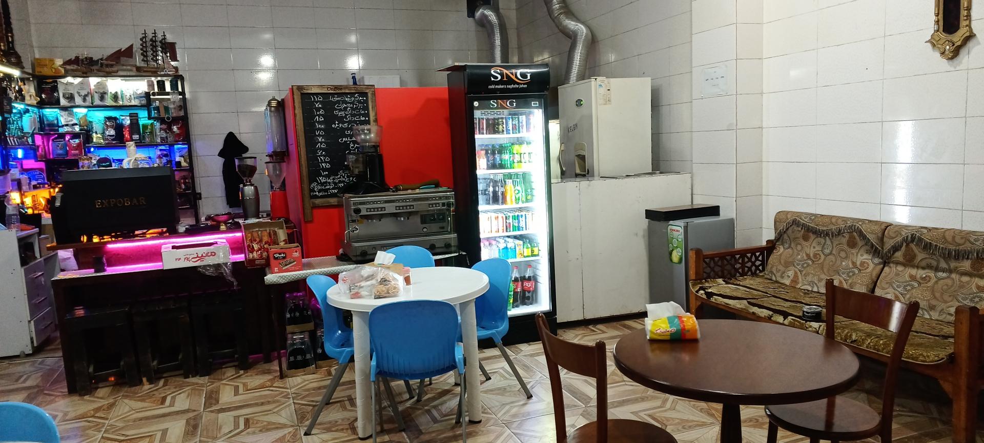 عکس کافه فست فود کاج کنارک