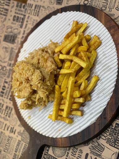 عکس فست فود پیتزو