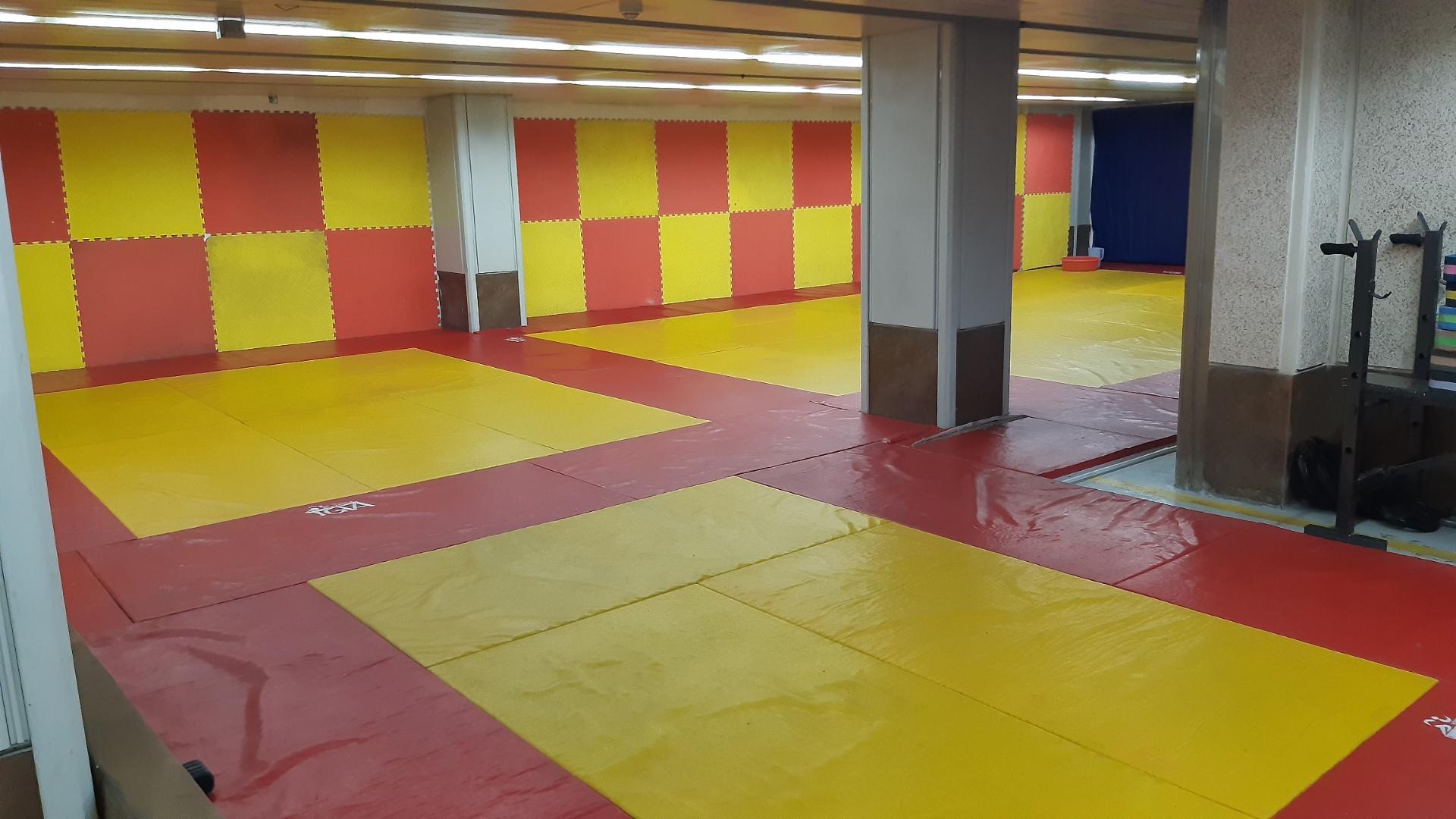 عکس باشگاه رزمی امام رضا 