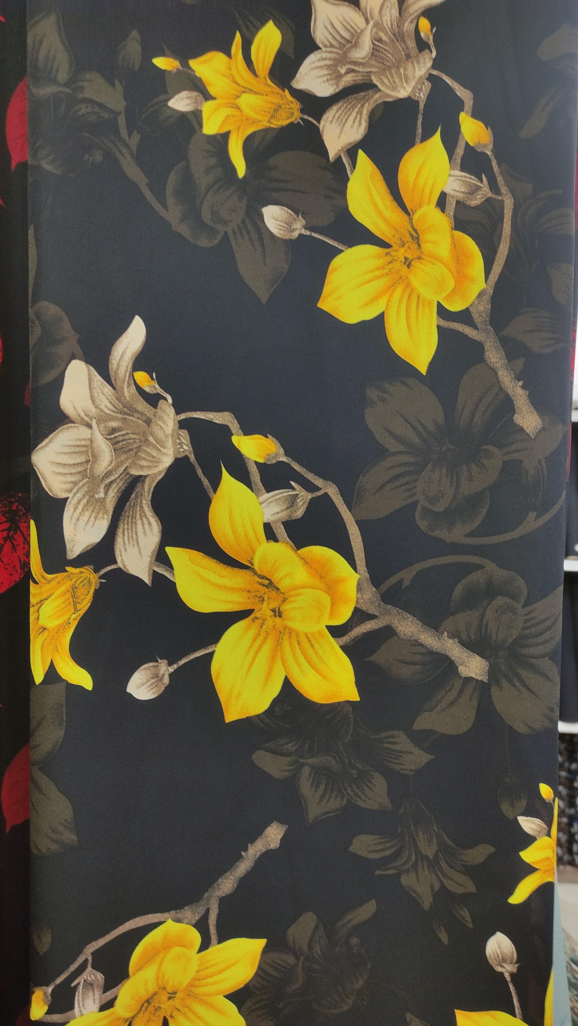 عکس پارچه سرای خراشادی