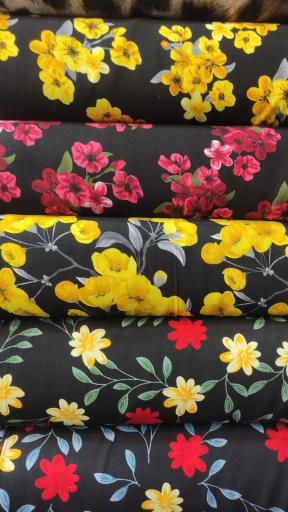 عکس پارچه سرای خراشادی