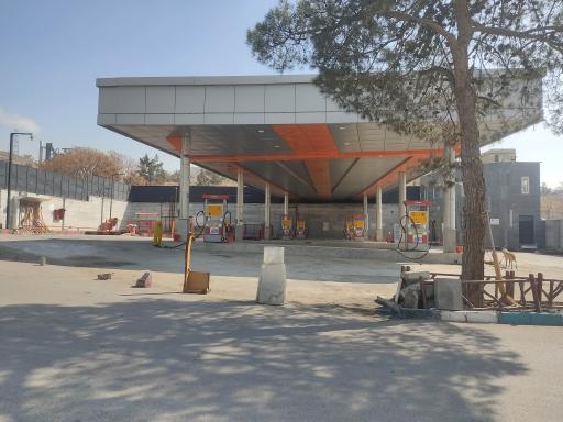 عکس پمپ بنزین 210 دوران