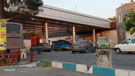 عکس پمپ بنزین 210 دوران