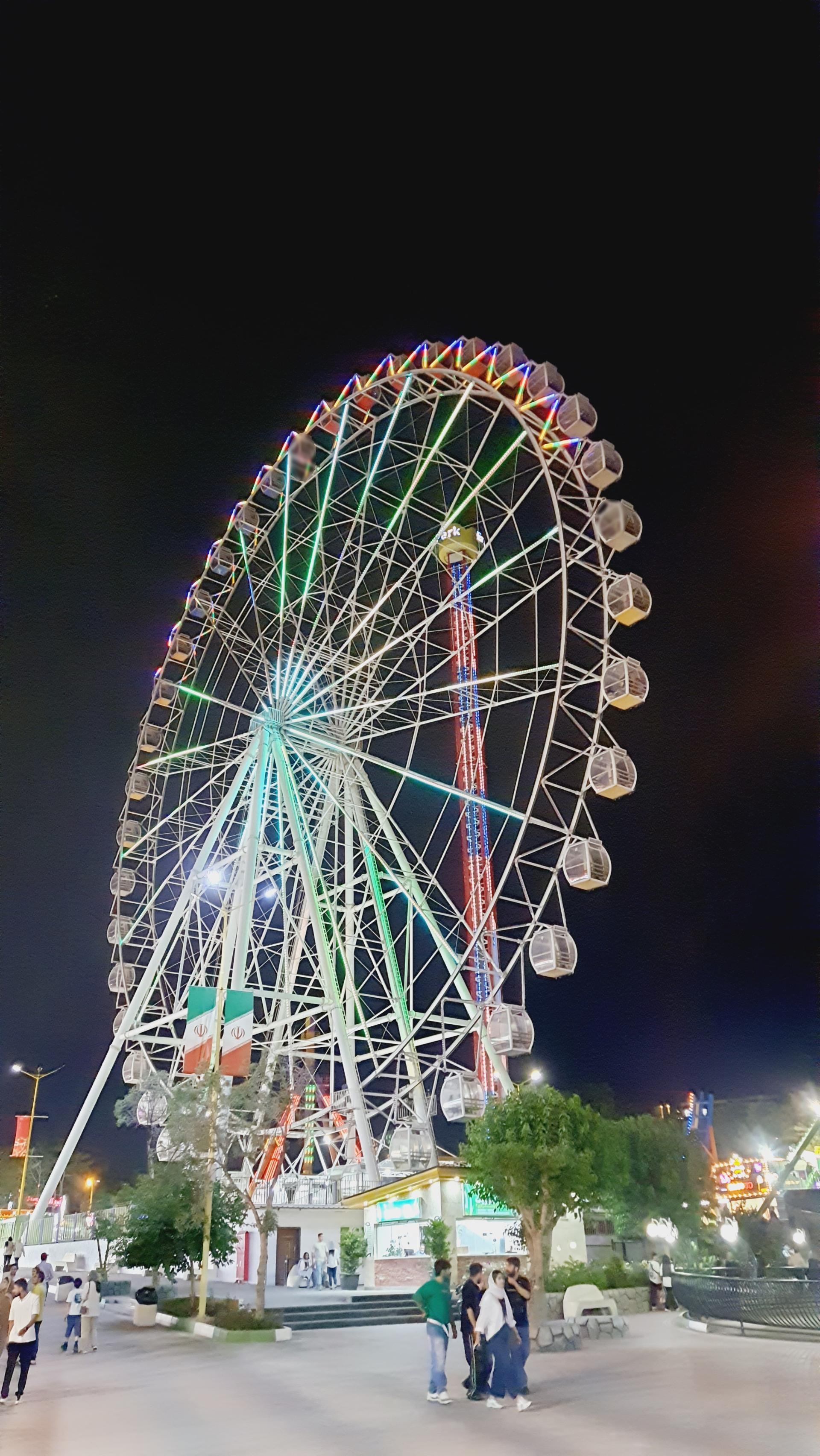 عکس شهربازی ارم 2