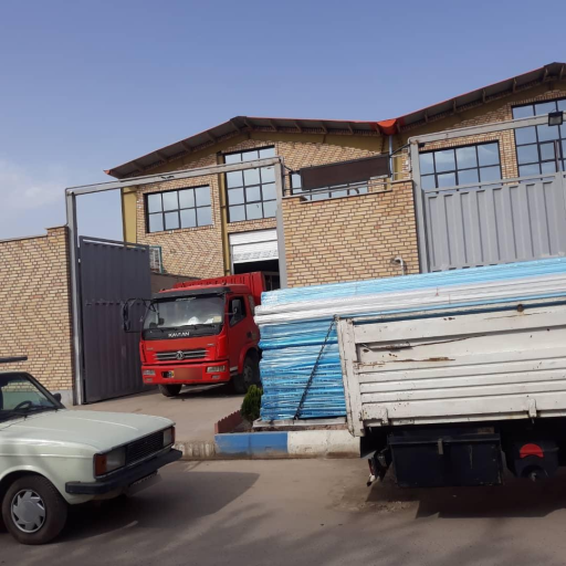 عکس گروه صنعتی آذر پنجره