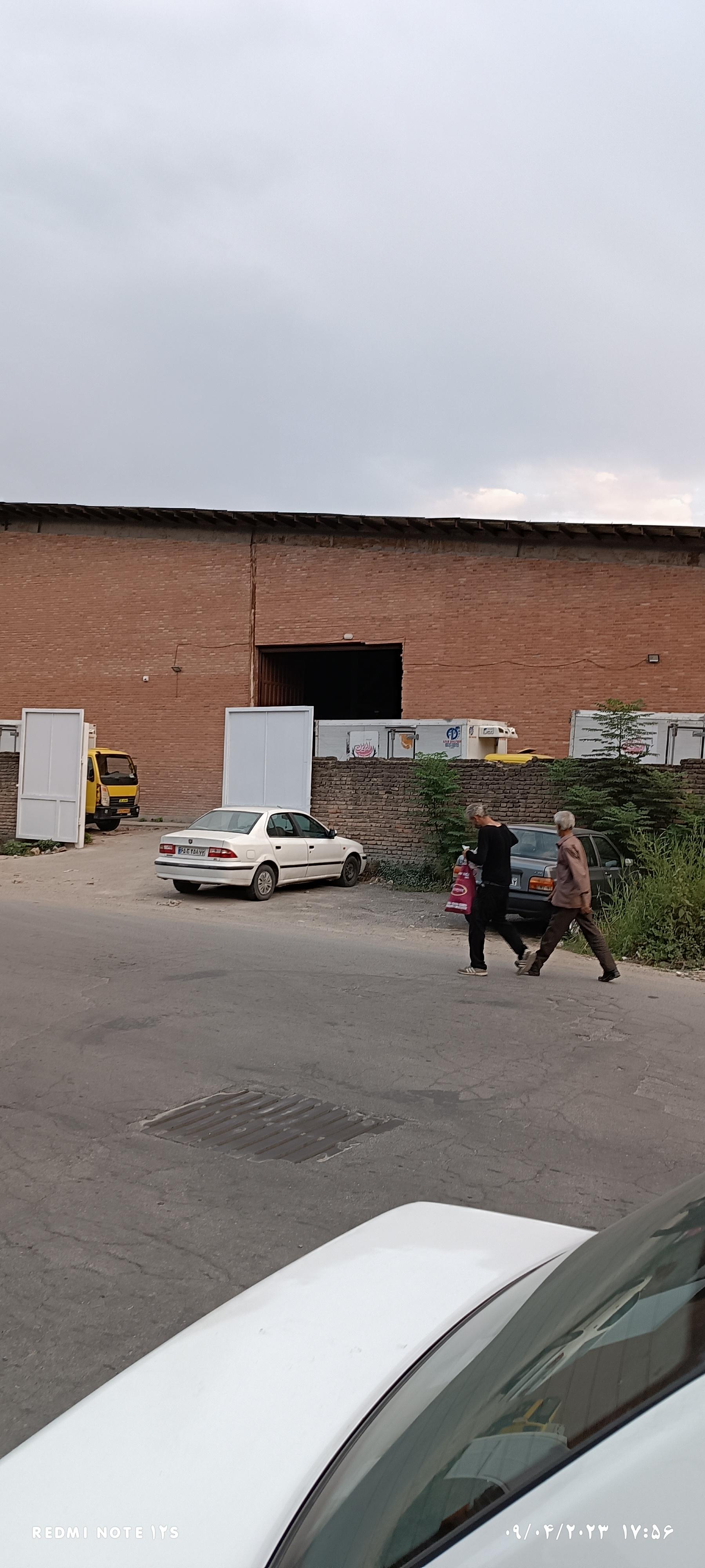 عکس انبار گروه صنعتی ادرین