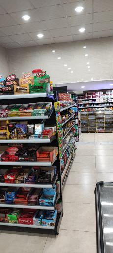 عکس بازرگانی مواد غذایی نیکوکار 