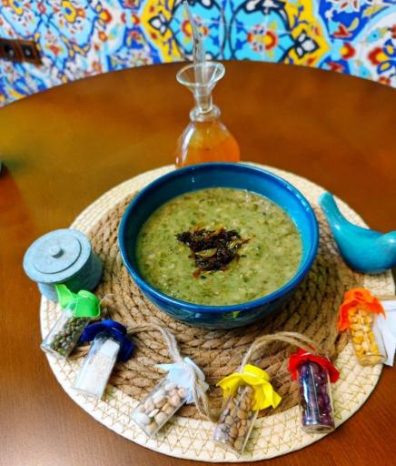 عکس فروشگاه طیبات