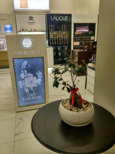 عکس عطر لیلیوم