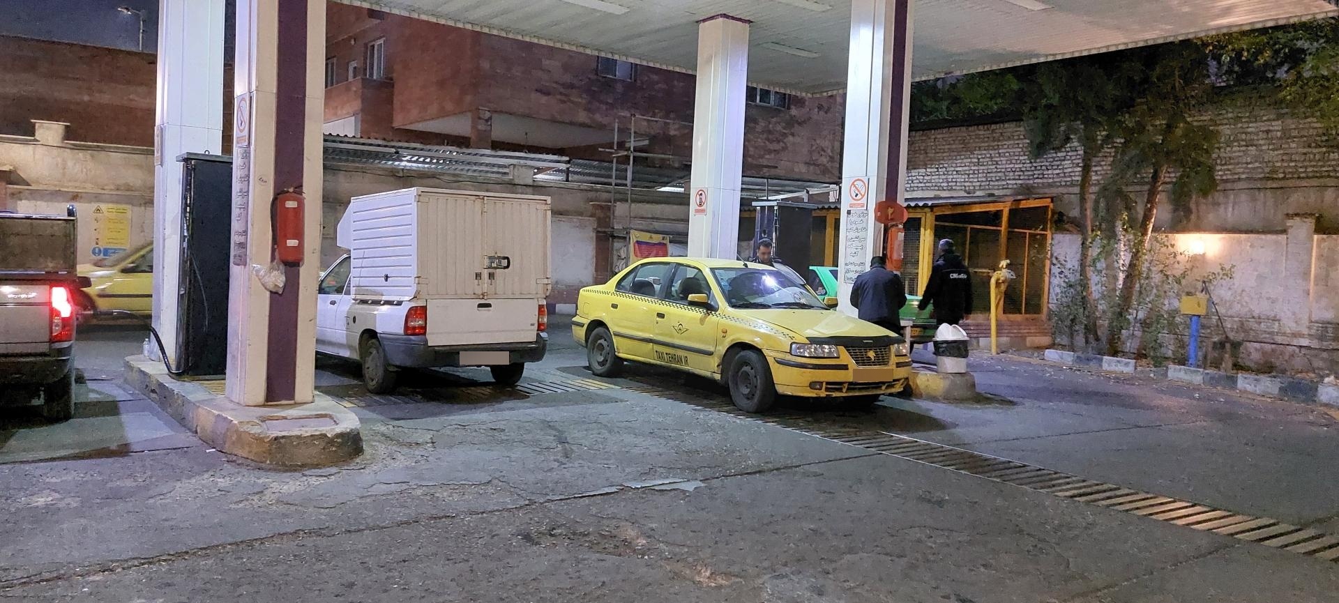 عکس پمپ گاز CNG تختی