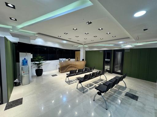 عکس درمانگاه شبانه روزی افران 