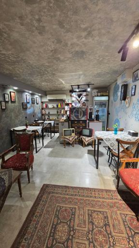 عکس کافه واروژ